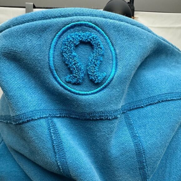 Lululemon Scuba Hoodie Blue - Picture 7 of 8